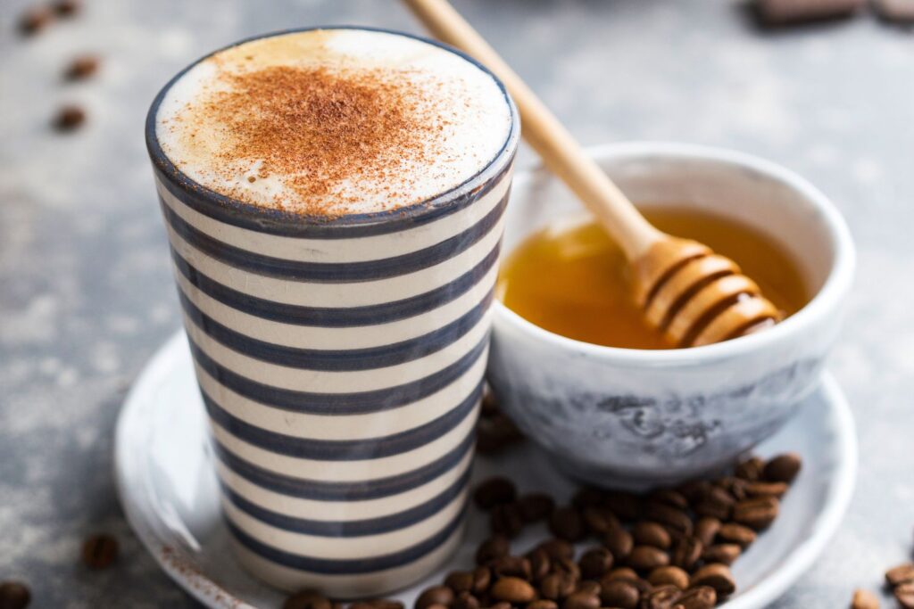 Cà Phê Manuka: Thức uống sáng tạo cho buổi sáng tràn đầy năng lượng & làn da rạng rỡ