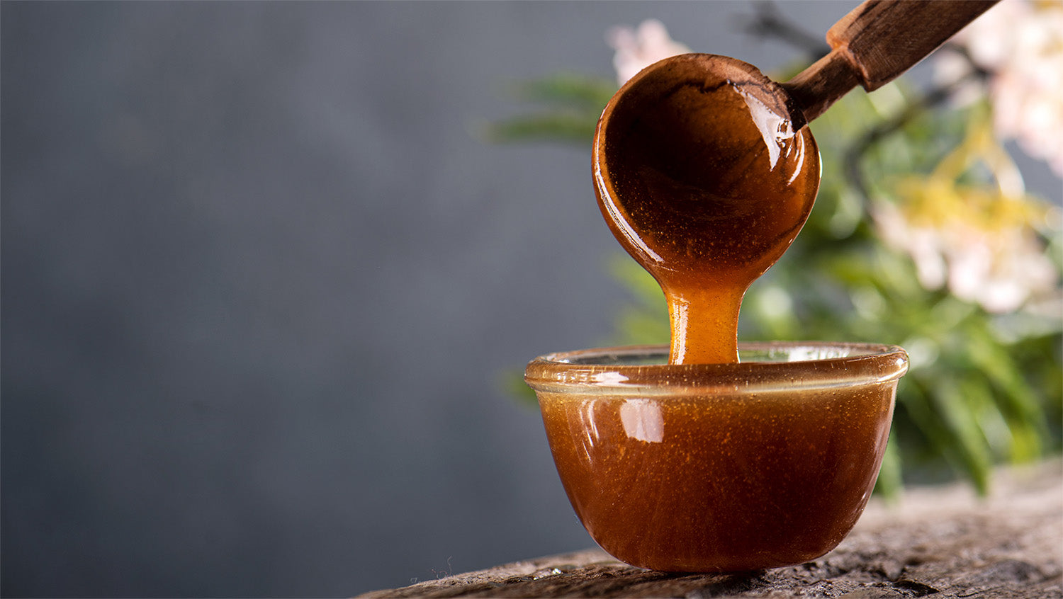 Lợi Ích Của Mật Ong Manuka Và Cách Chọn Sản Phẩm Chất Lượng