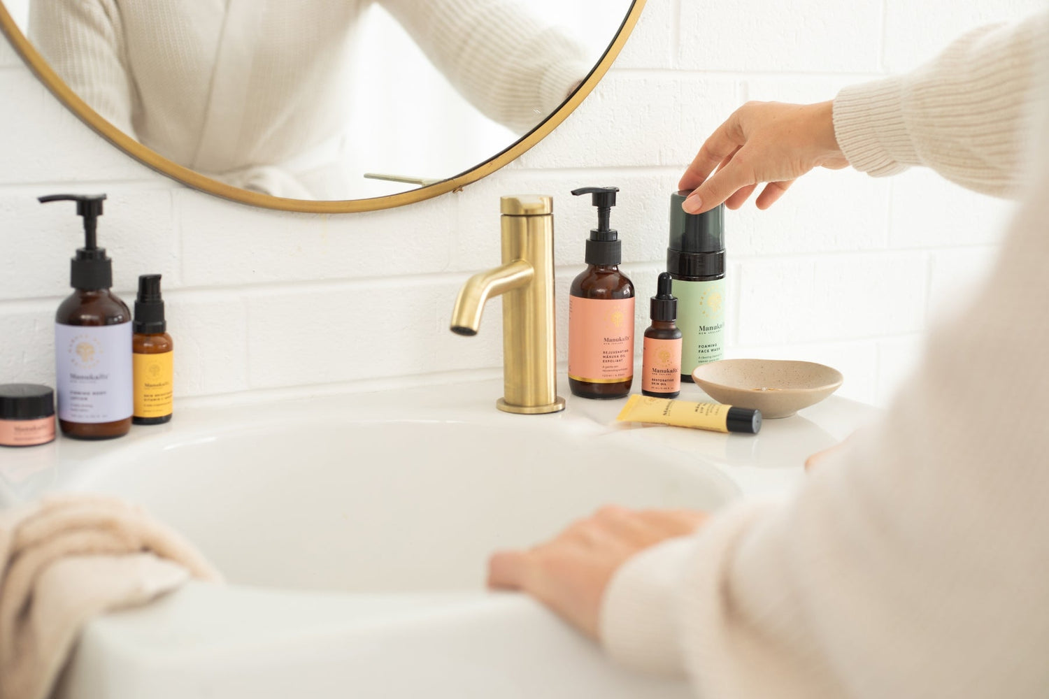 Skin Cycling cho Người Mới Bắt Đầu: 5 Bước Để Da Mịn Màng, Khỏe Đẹp